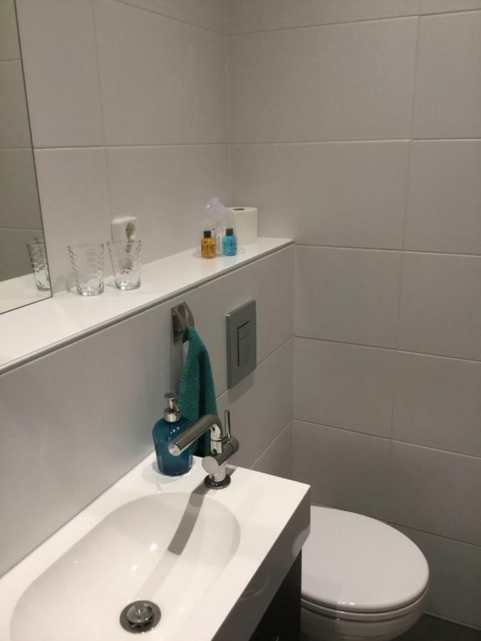 De Hocht Bed & Breakfast Nes  Ngoại thất bức ảnh